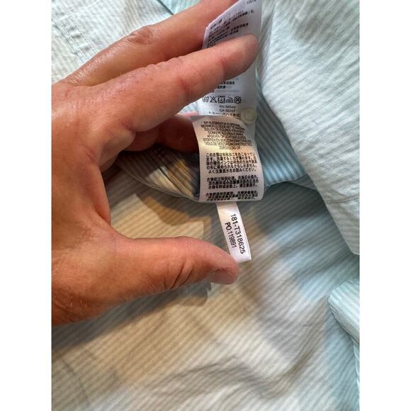 Tommy Bahama Long Sleeve button up; Fading blue pin stripes size XL, PIMA Cotton - Picture 9 of 12
